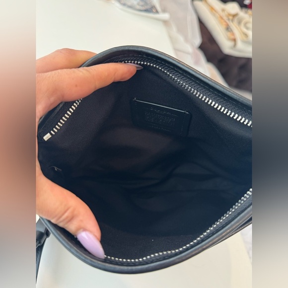 Coach large file Crossbody Bag EUC Carcosl Gray Canvas - Picture 10 of 15